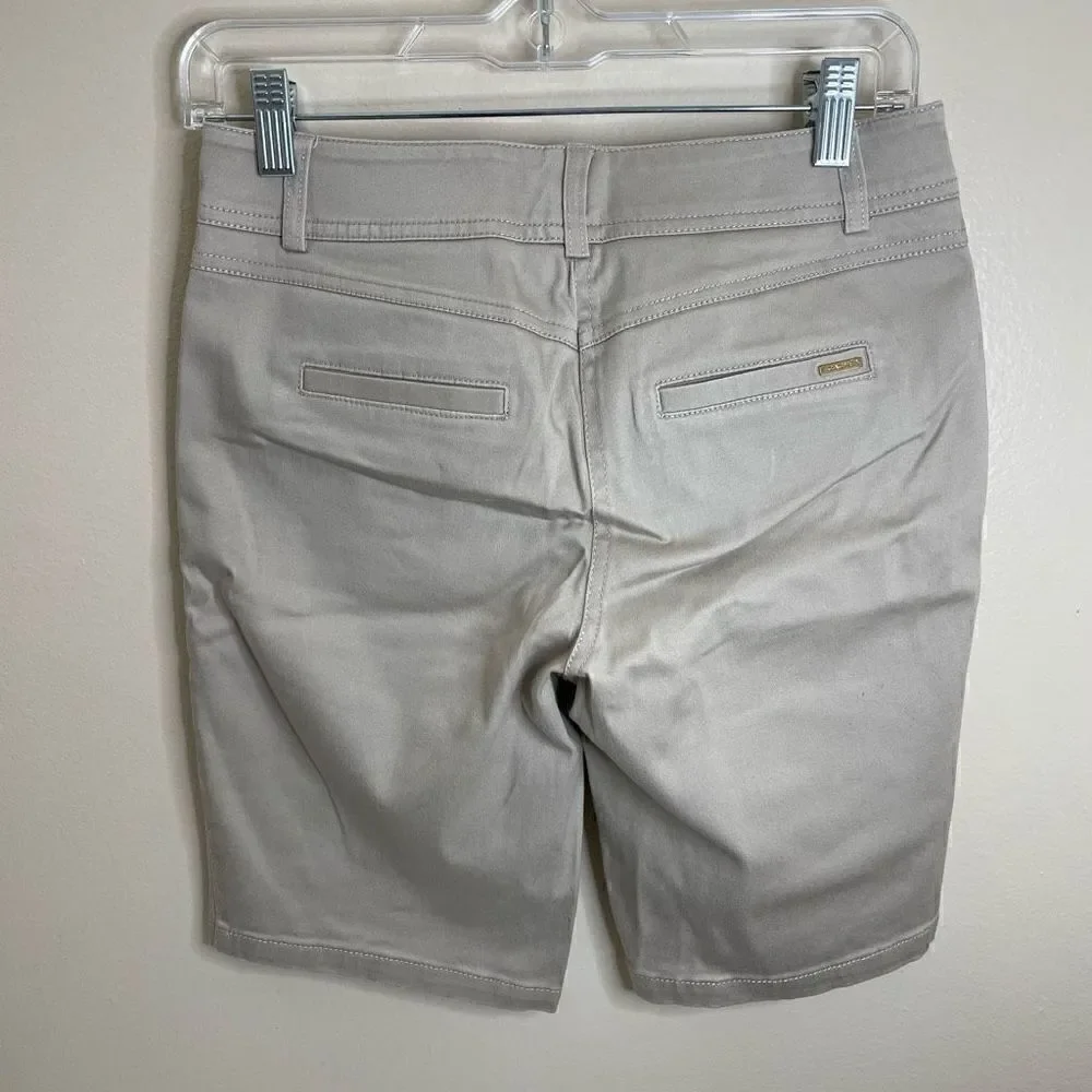Cache| Bermuda| shorts| Has stretch| Thick material - Picture 5 of 11